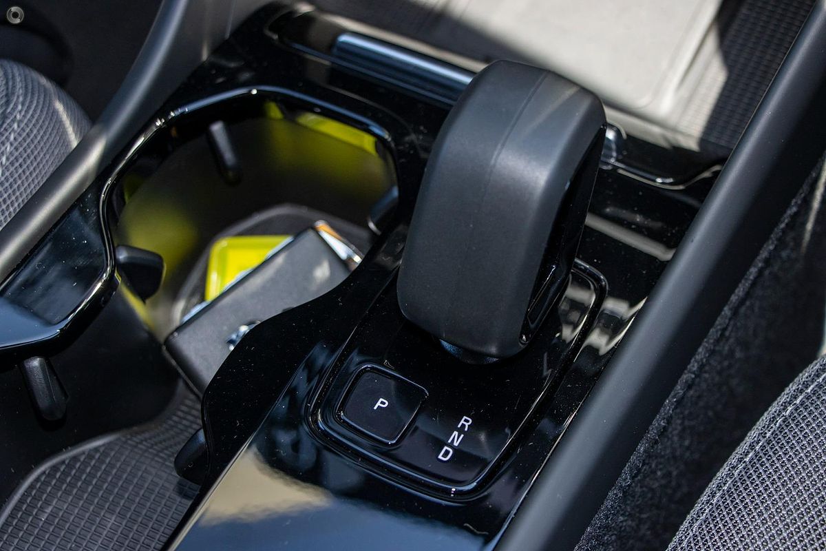 2025 Volvo EX40 Ultra Single Motor Extended Range