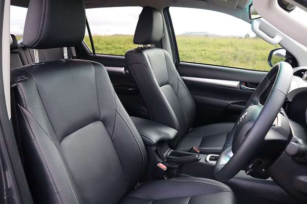 2023 Toyota Hilux SR5 GUN126R 4X4