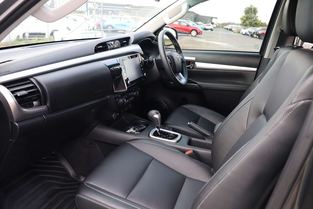 2023 Toyota Hilux SR5 GUN126R 4X4