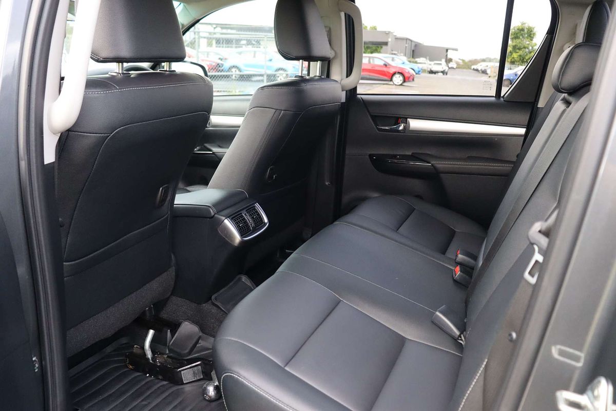 2023 Toyota Hilux SR5 GUN126R 4X4