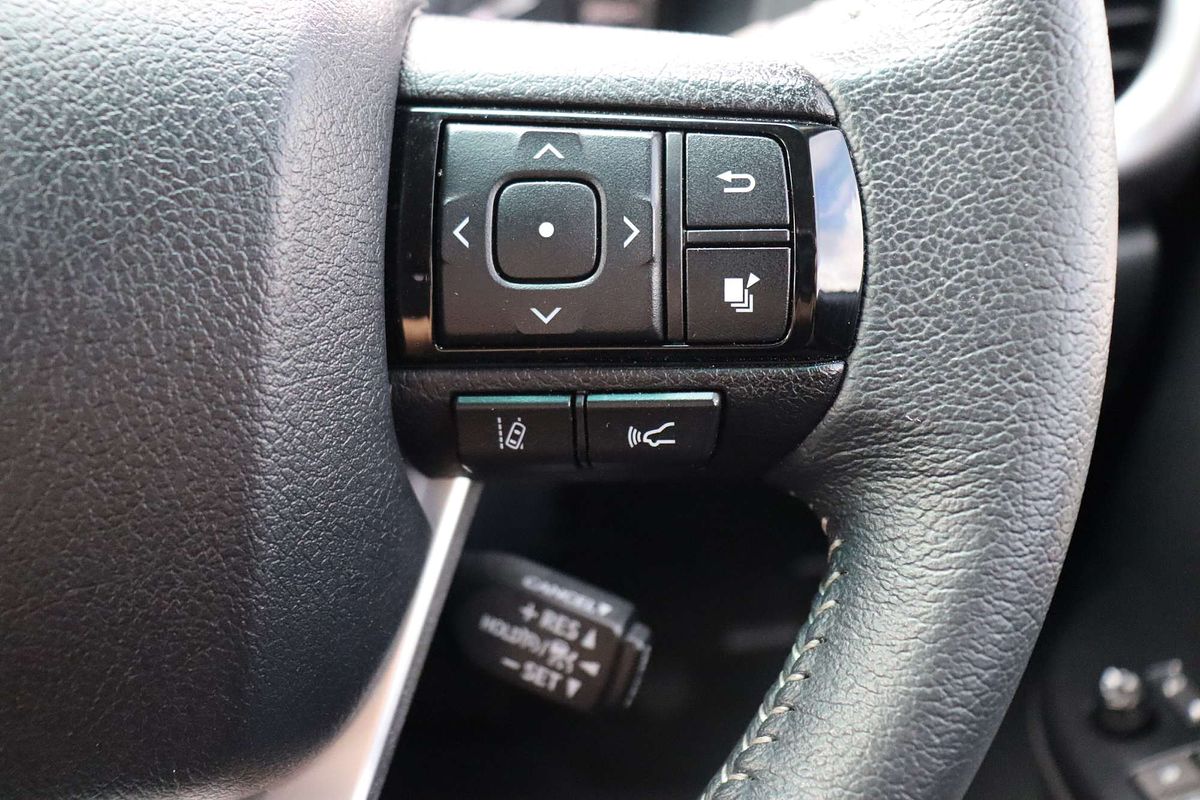 2023 Toyota Hilux SR5 GUN126R 4X4