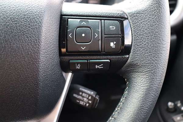 2023 Toyota Hilux SR5 GUN126R 4X4