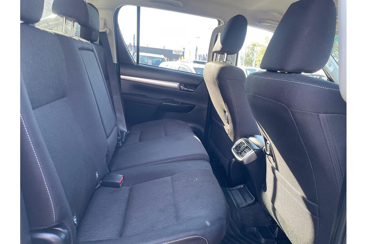 2023 Toyota Hilux SR5 GUN126R 4X4