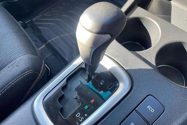 2023 Toyota Hilux SR5 GUN126R 4X4