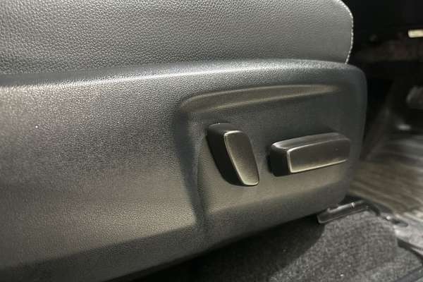 2022 Toyota Hilux Rugged X GUN126R 4X4