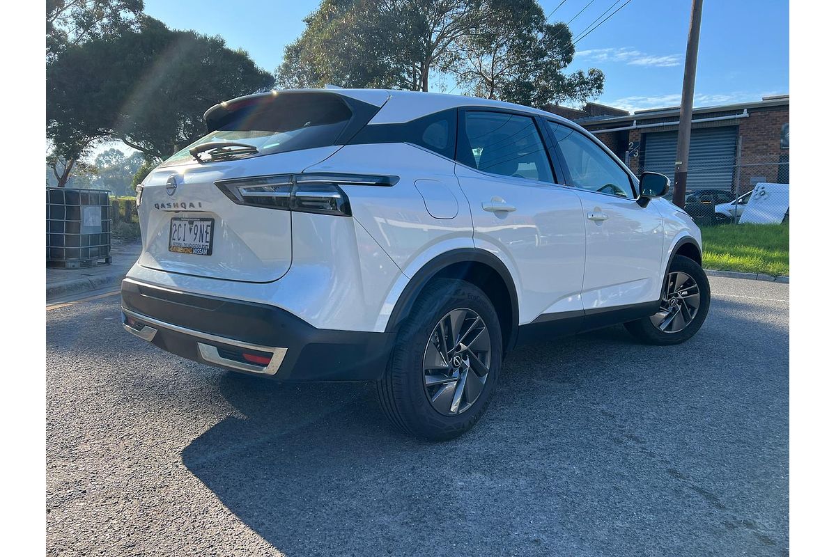 2024 Nissan QASHQAI ST J12
