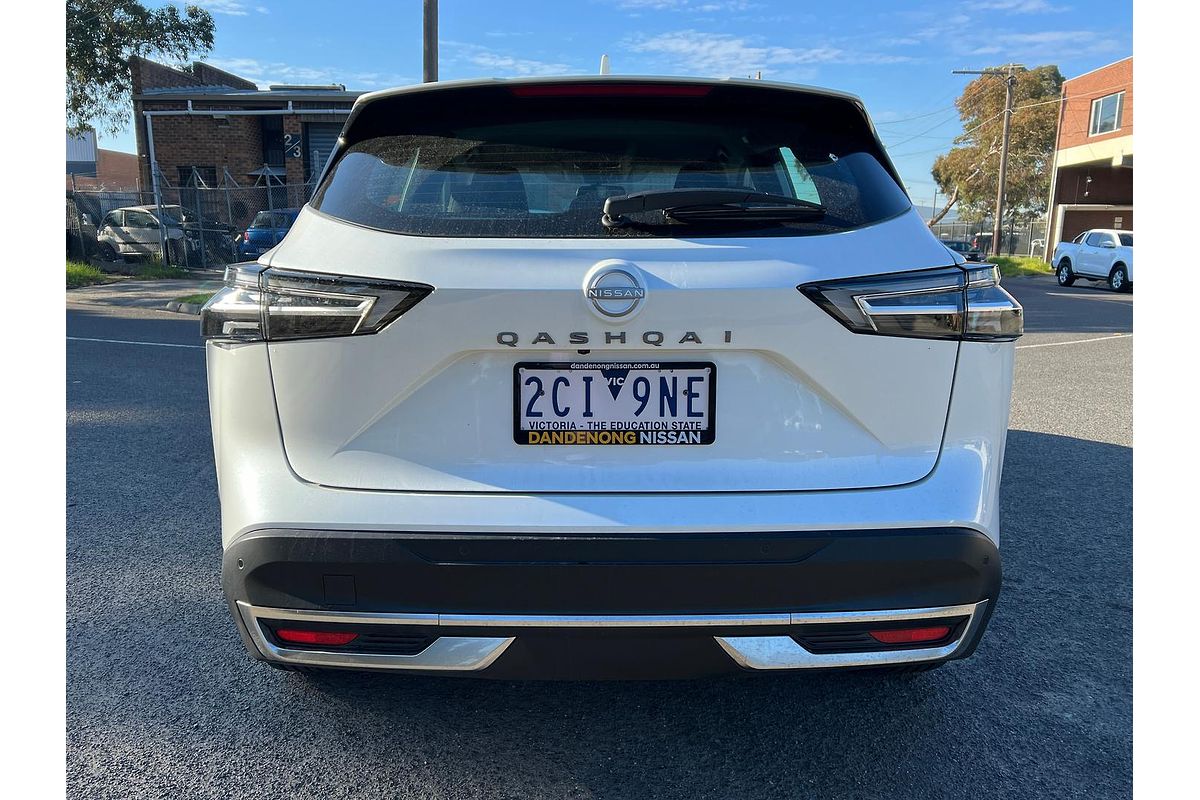 2024 Nissan QASHQAI ST J12