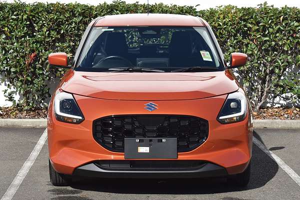 2025 Suzuki Swift Hybrid UZ