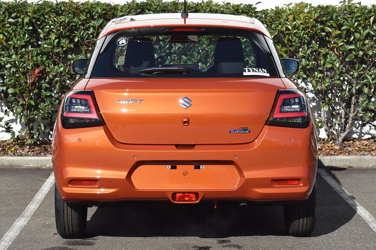 2025 Suzuki Swift Hybrid UZ