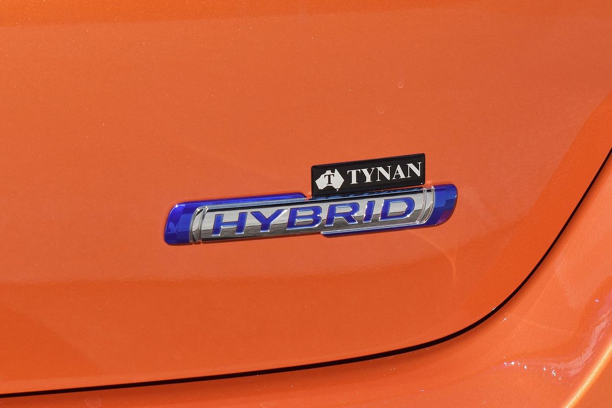 2025 Suzuki Swift Hybrid UZ