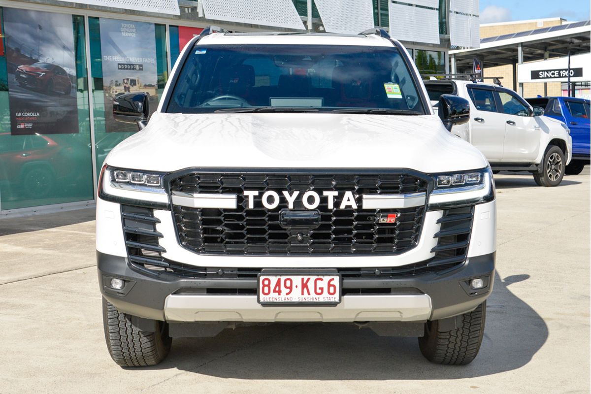 2024 Toyota Landcruiser GR Sport FJA300R
