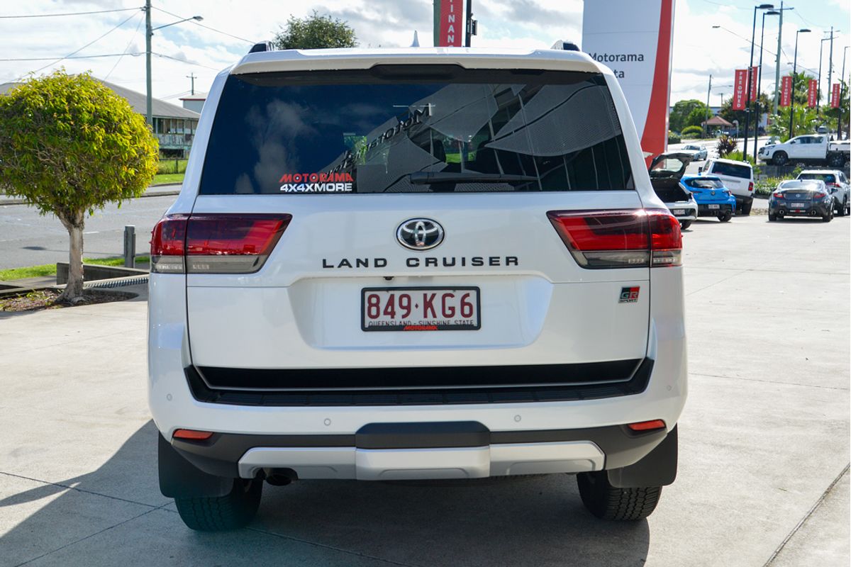 2024 Toyota Landcruiser GR Sport FJA300R