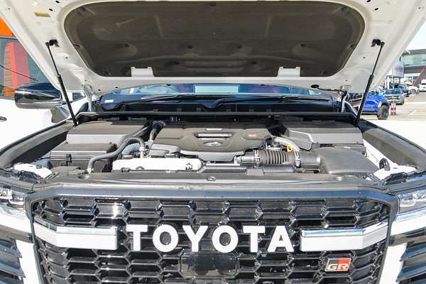 2024 Toyota Landcruiser GR Sport FJA300R