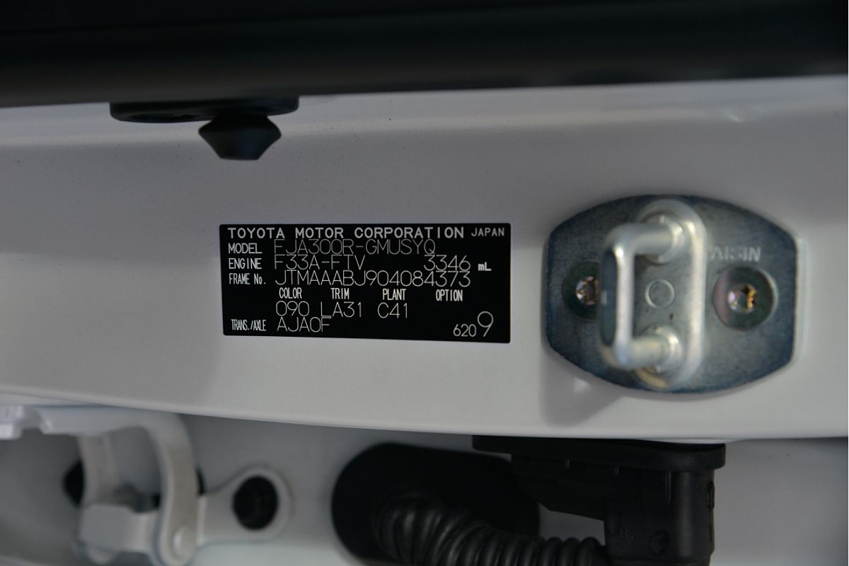2024 Toyota Landcruiser GR Sport FJA300R