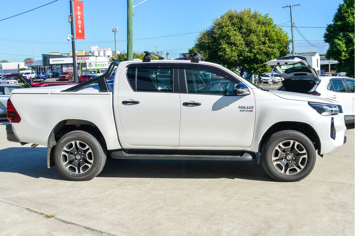 2024 Toyota Hilux SR5 48V GUN126R 4X4