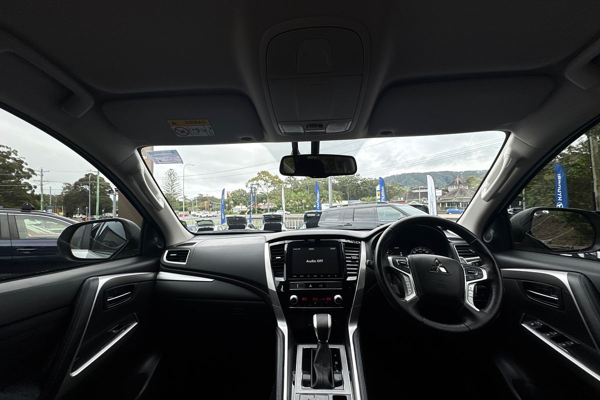 2022 Mitsubishi Pajero Sport GLS QF