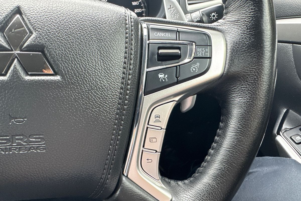 2022 Mitsubishi Pajero Sport GLS QF