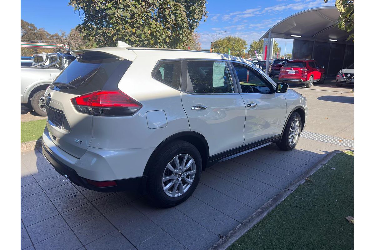 2017 Nissan X-TRAIL ST T32 Series II