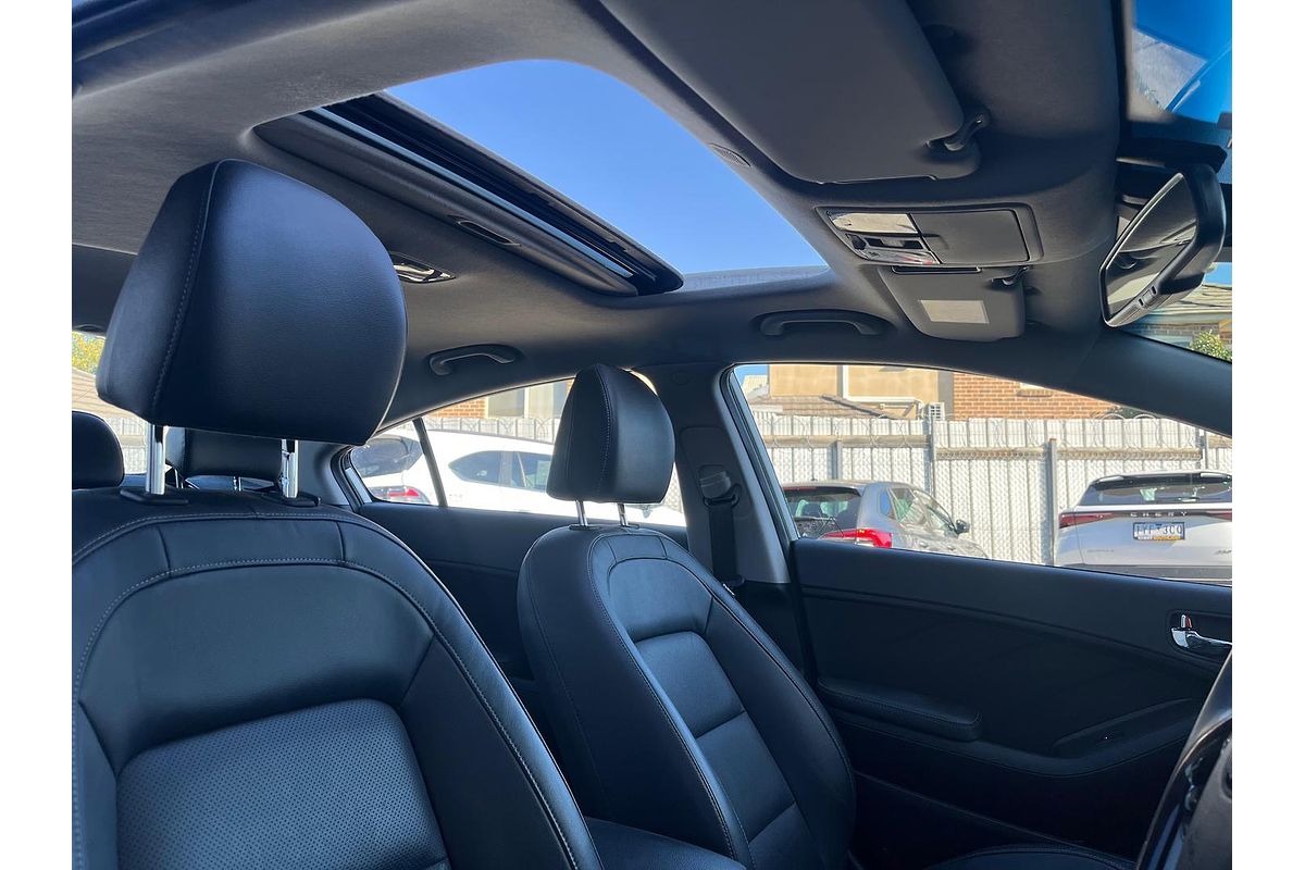 2017 Kia Cerato SLi YD
