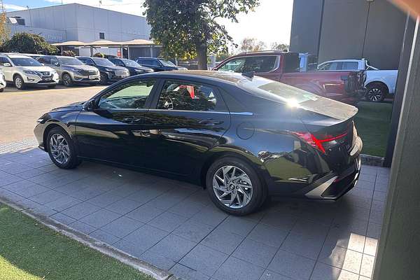 2025 Hyundai i30 Elite Hybrid CN7.V2