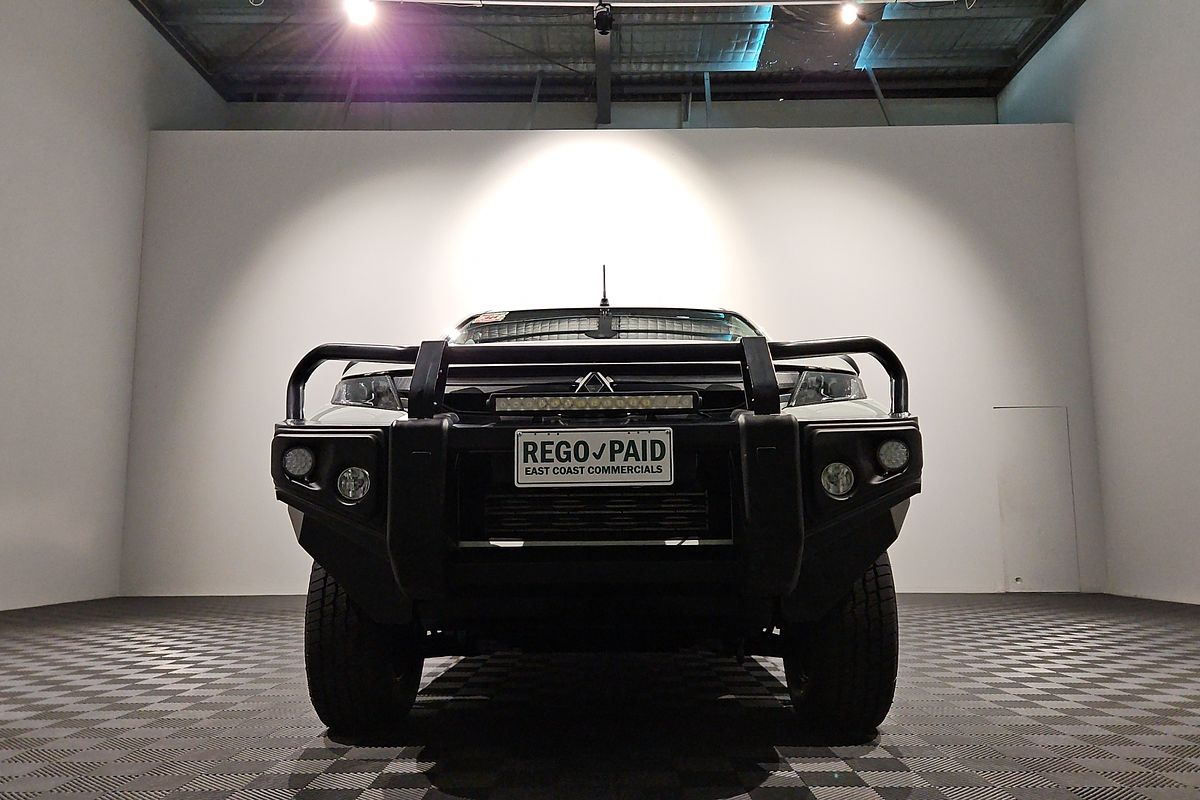 2023 Mitsubishi Triton GLX MR 4X4