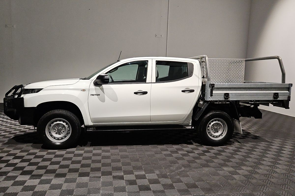 2023 Mitsubishi Triton GLX MR 4X4