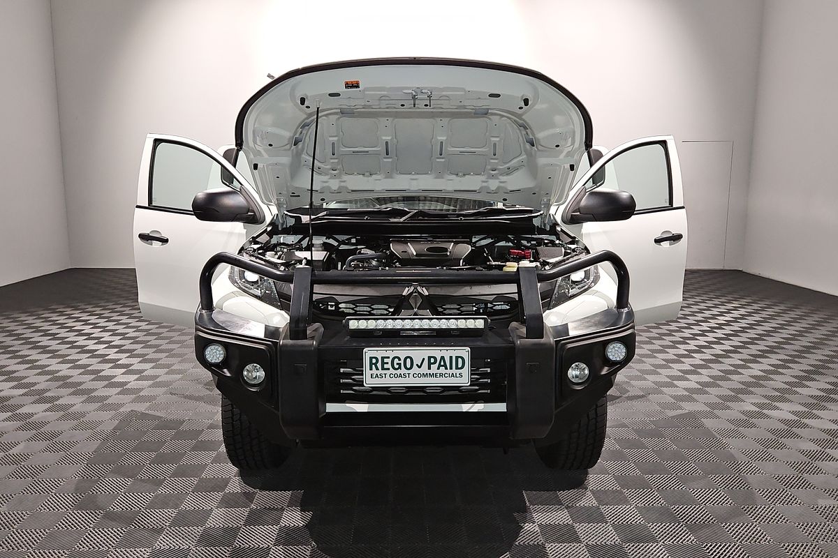 2023 Mitsubishi Triton GLX MR 4X4