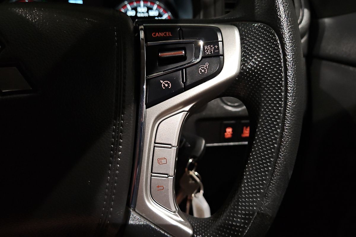 2023 Mitsubishi Triton GLX MR 4X4