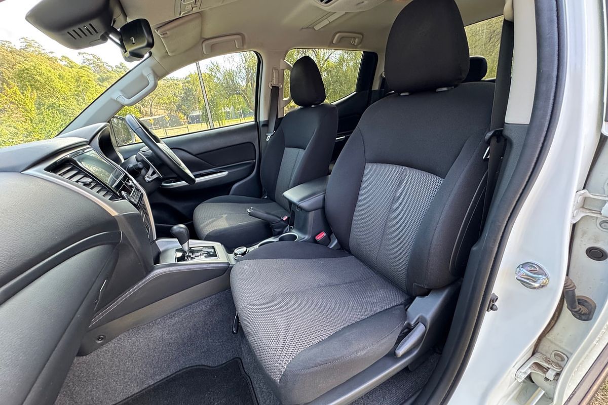 2019 Mitsubishi Triton GLS MR 4X4