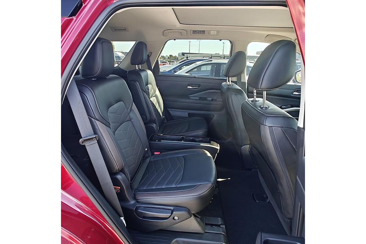 2024 Nissan Pathfinder Ti-L R53