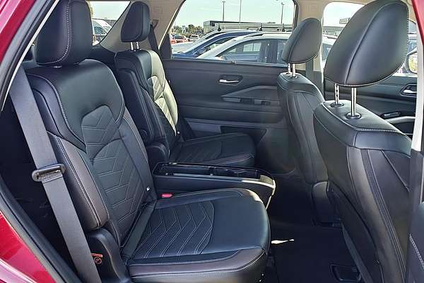 2024 Nissan Pathfinder Ti-L R53