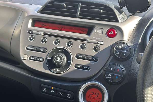 2012 Honda Jazz Vibe GE