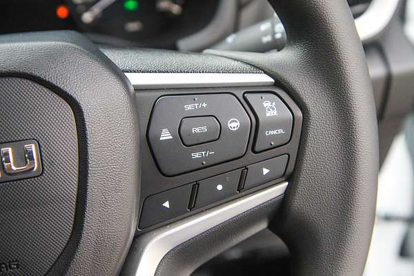 2025 Isuzu MU-X LS-M
