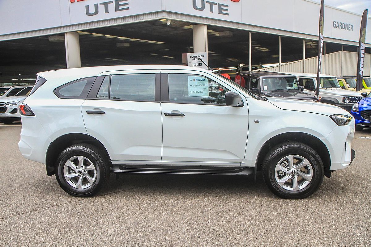 2025 Isuzu MU-X LS-M