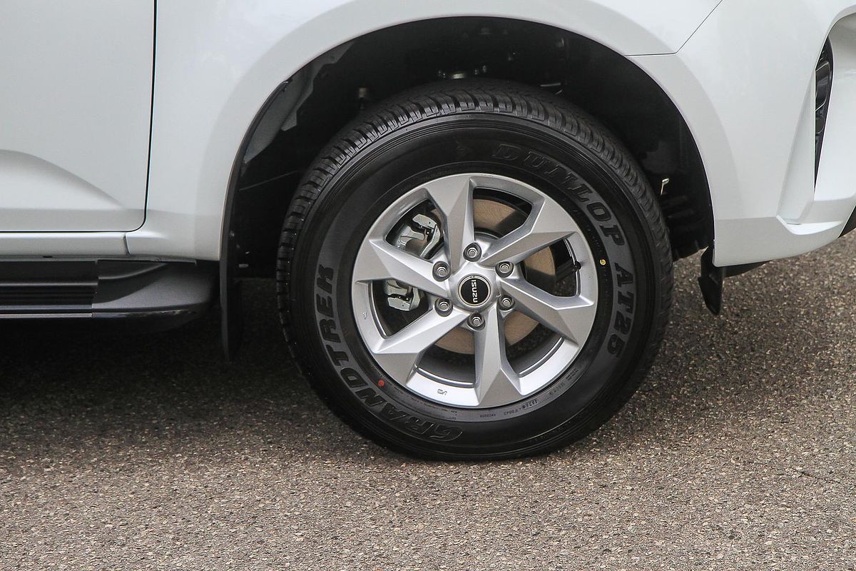 2025 Isuzu MU-X LS-M