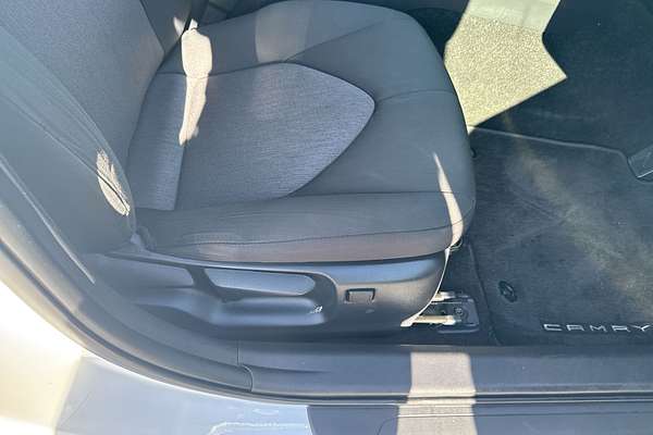 2021 Toyota Camry Ascent AXVH70R