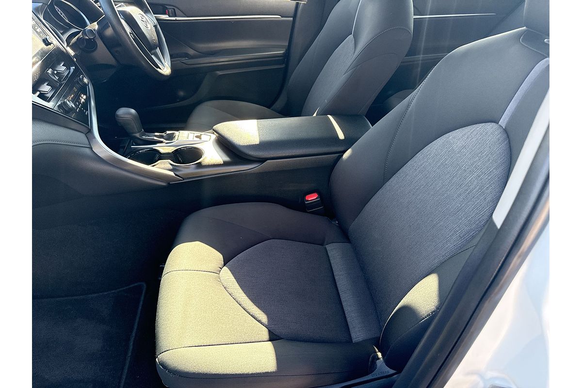 2021 Toyota Camry Ascent AXVH70R
