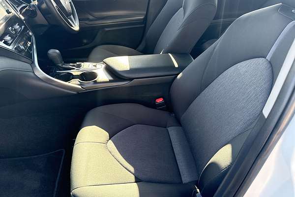 2021 Toyota Camry Ascent AXVH70R