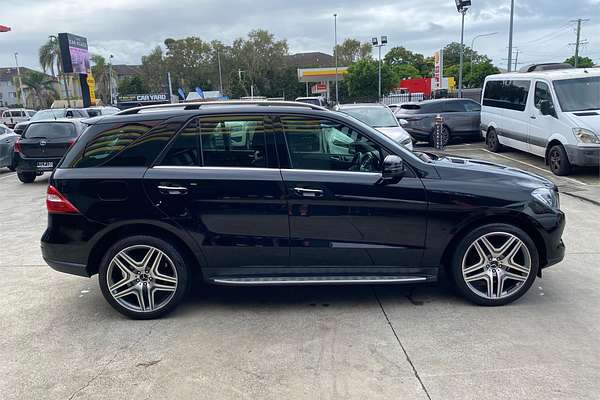 2014 Mercedes-Benz M-Class ML250 BlueTEC W166