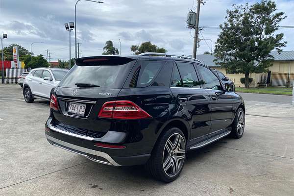2014 Mercedes-Benz M-Class ML250 BlueTEC W166