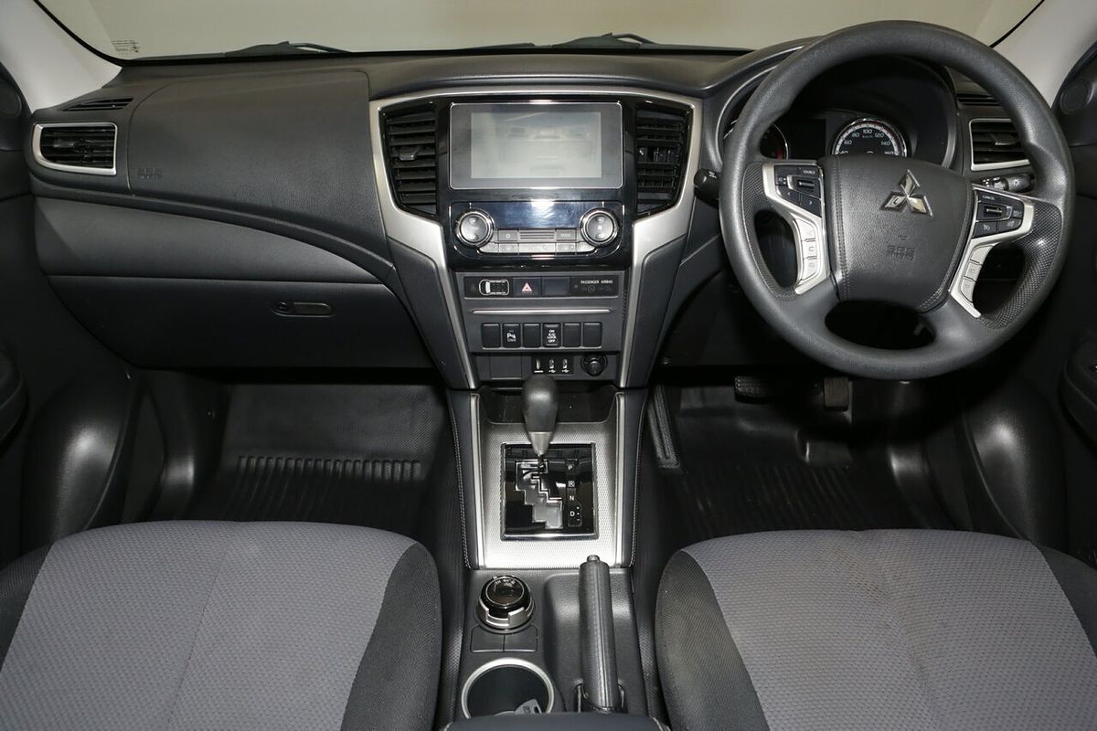 2021 Mitsubishi Triton GLX+ MR 4X4