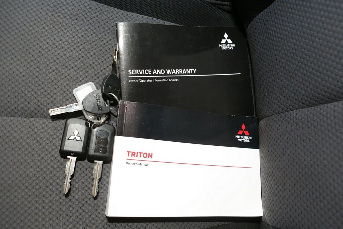 2021 Mitsubishi Triton GLX+ MR 4X4
