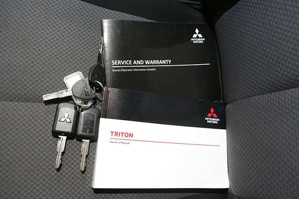 2021 Mitsubishi Triton GLX+ MR 4X4