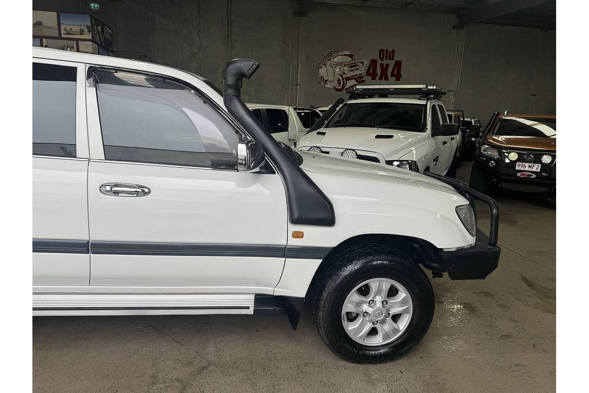 2003 Toyota Landcruiser GXL HDJ100R