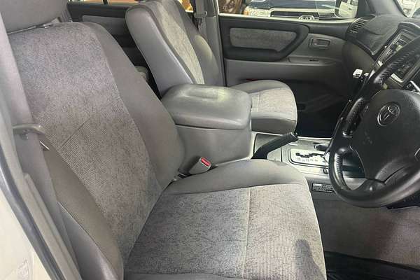 2003 Toyota Landcruiser GXL HDJ100R