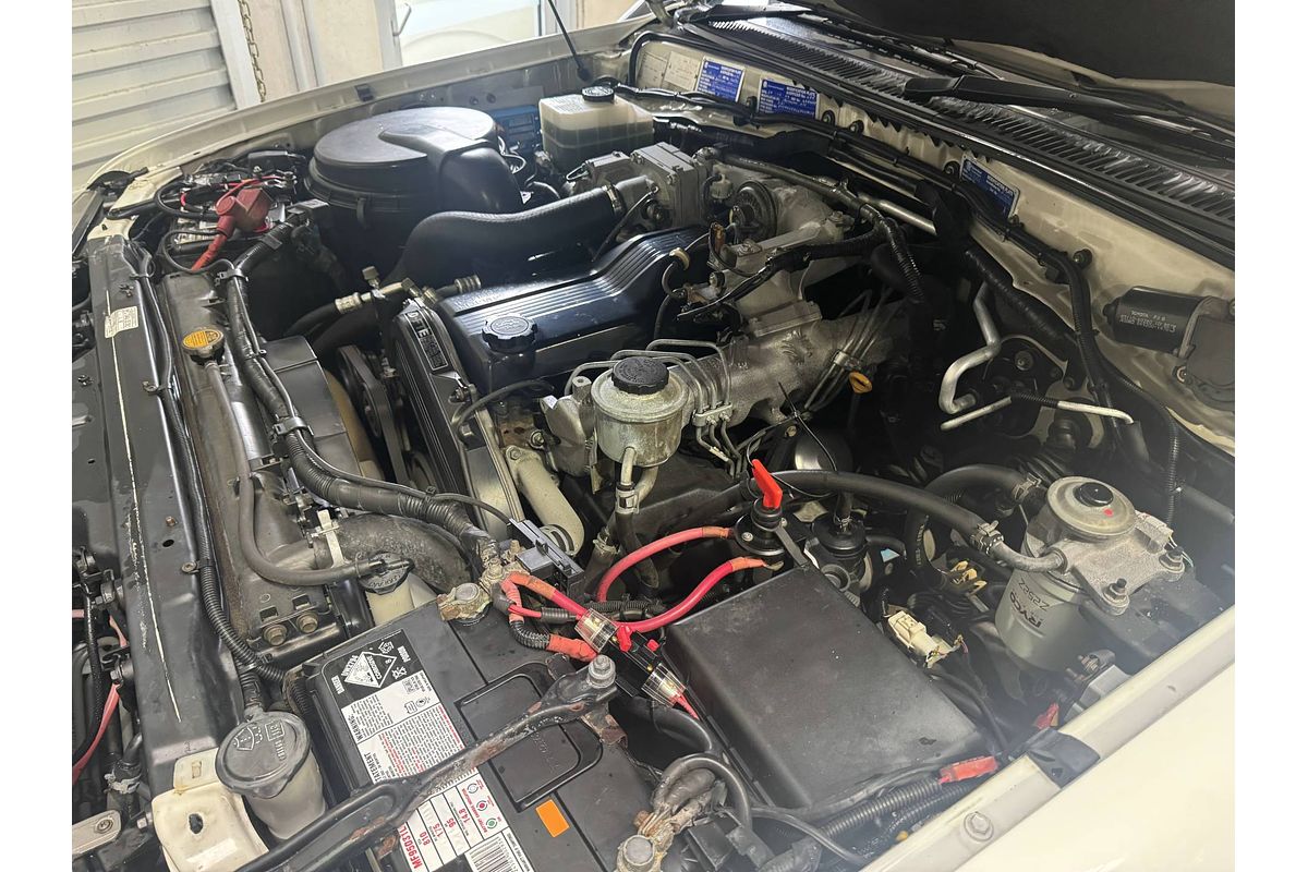 2003 Toyota Landcruiser GXL HDJ100R