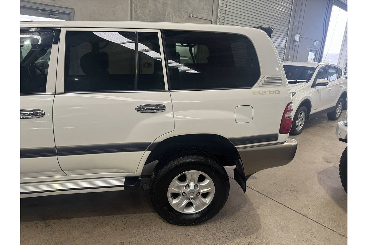 2003 Toyota Landcruiser GXL HDJ100R