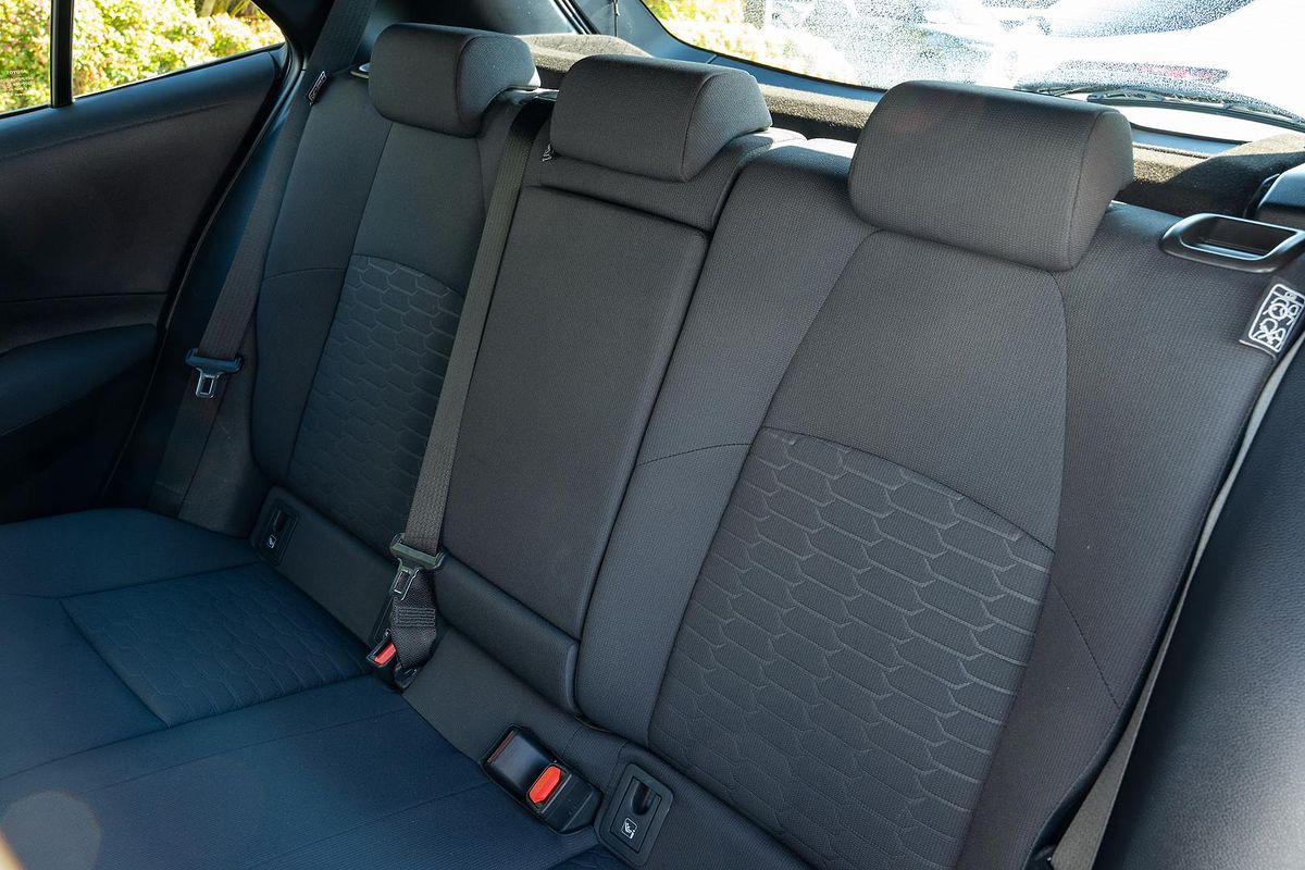 2022 Toyota Corolla Ascent Sport Hybrid ZWE211R