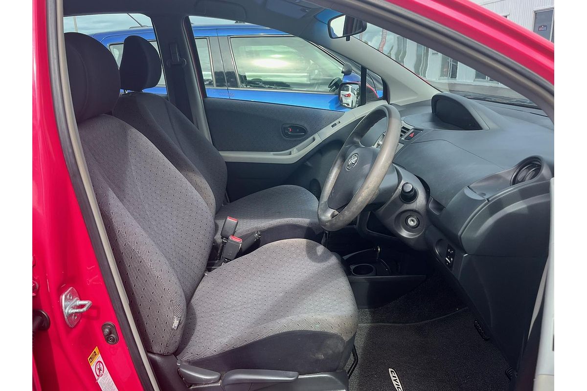 2010 Toyota Yaris YR NCP90R
