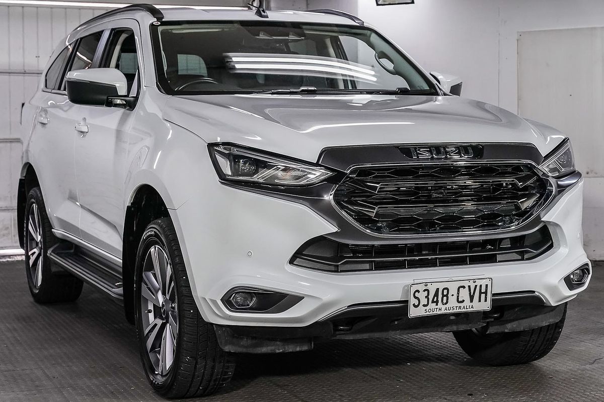 2023 Isuzu MU-X LS-T